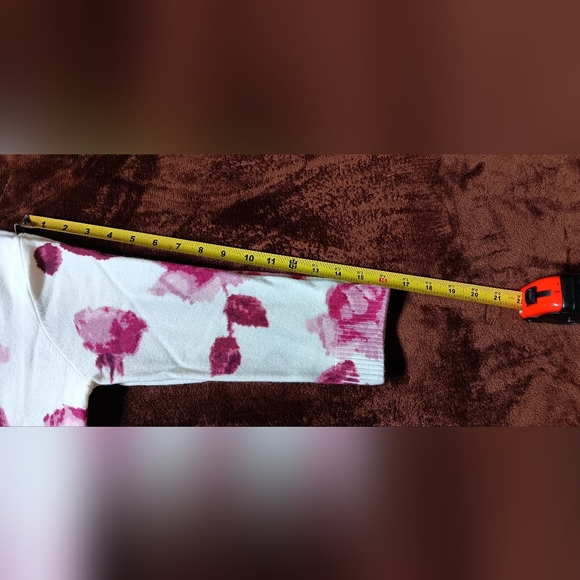 Lena Jeans Sweater Top Scoop Neck Three Forth Sleeves Size Small Gently … - Picture 8 of 10